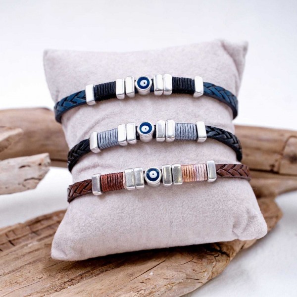 Set of 3 Men's Bracelets Set of 3 men's leather bracelets with silver-plated and enamel
