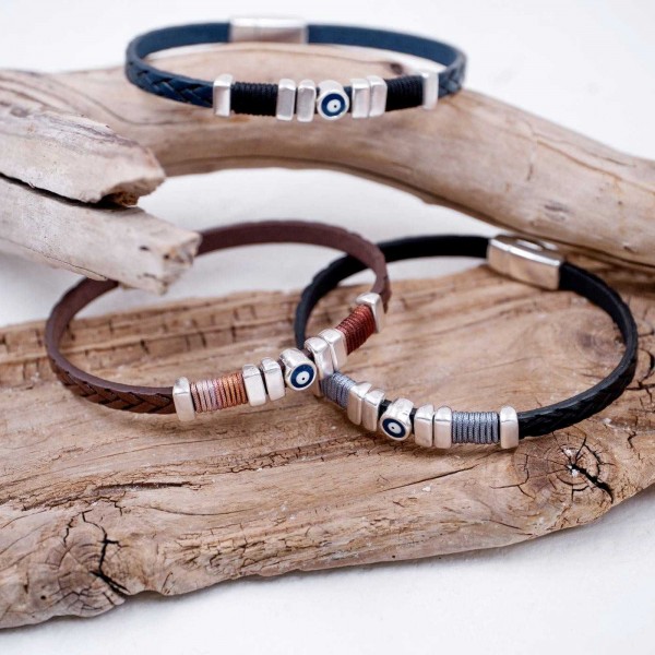 Set of 3 Men's Bracelets Set of 3 men's leather bracelets with silver-plated and enamel