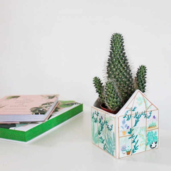 Boulevard Greenhouse Planter Boulevard Greenhouse Planter