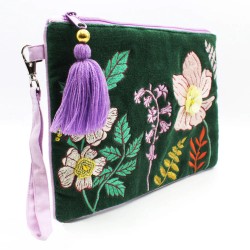 Τσαντάκι Clutch Posy Teal από μαλακό βελούδο κεντημένο με φλοράλ παραστάσεις Τσαντάκι Clutch Posy Teal από μαλακό βελούδο κεντημένο με φλοράλ παραστάσεις