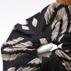 Oversized scrunchie KOKKOSAMMOU Oversized scrunchie KOKKOSAMMOU