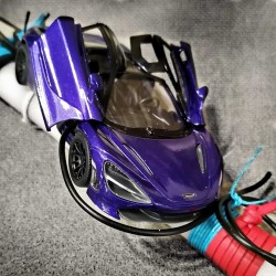 Λαμπάδα με αυτοκίνητο McLaren για αγόρια - Χονδρική Χειροποίητη πασχαλινή λαμπάδα για αγόρια με μεταλλικό αυτοκίνητο McLaren