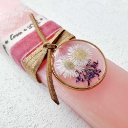 Γυναικεία λαμπάδα "My hidden treasure" - Toolittle Χονδρική Ρομαντική λαμπάδα για γυναίκες με αποξηραμένα λουλούδια σε ρητίνη