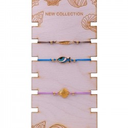 Wooden table-top display for macrame bracelets Wooden table-top display for macrame bracelets