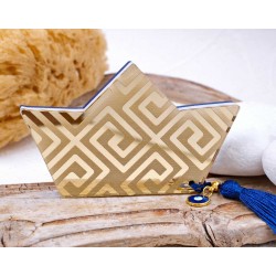 Χειροποίητο καλοκαιρινό γούρι καραβάκι πλέξιγκλας Χειροποίητο καλοκαιρινό γούρι καραβάκι πλέξιγκλας με σχέδιο μαίανδρου
