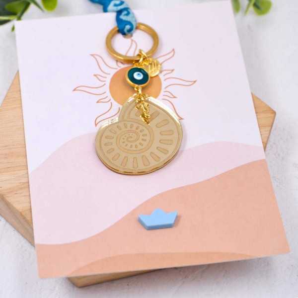 Μπρελόκ Summer Plexi Shell Χειροποίητο μπρελόκ με στοιχείο από πλέξιγκλας και μεταξωτή φούντα