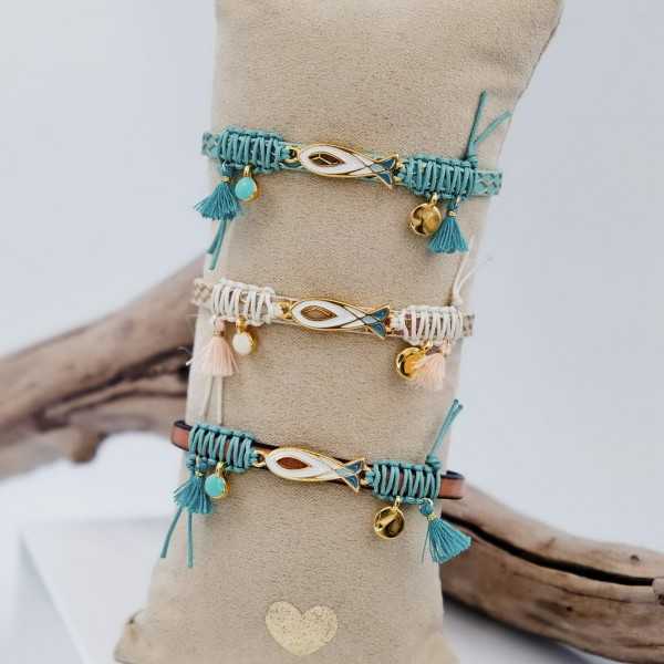 Σετ δερμάτινα βραχιόλια με σμάλτο Σετ δερμάτινα βραχιόλια με χρυσά στοιχεία και σμάλτο