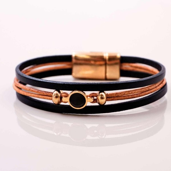 Leather bracelet with enamelled metal round part Handmade leather bracelet with rose gold-plated metal parts and enamel