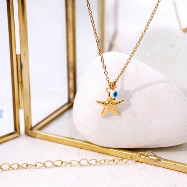 Gold-plated chain necklace with metallic starfish Chain necklace and gold-plated parts made of stainless steel