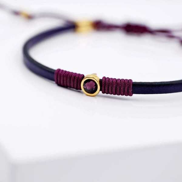 Leather bracelet with Swarovski crystal Leather bracelet with Swarovski crystal in gold-plating