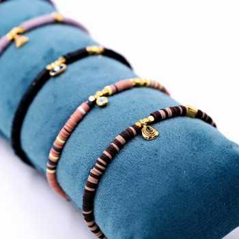 Σετ βραχιόλια με ακρυλικά στοιχεία Σετ βραχιόλια με ακρυλικά στοιχεία