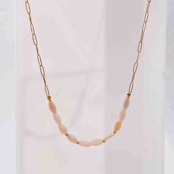 Gold-plated short necklace with crystals Gold-plated short necklace with crystals