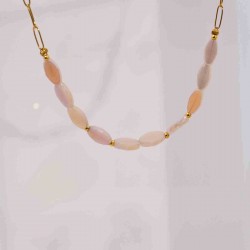 Gold-plated short necklace with crystals Gold-plated short necklace with crystals