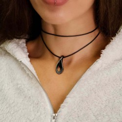 Μακρύ κολιέ unisex από κορδόνι και μεταλλικό μενταγιόν