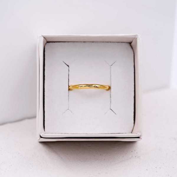 Gold-plated ring with deluxe gift box Gold-plated ring with deluxe gift box