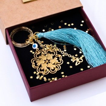 Χειροποίητο Γούρι 2026: Τριφύλλι σε Κουτί Δώρου Χειροποίητο Γούρι 2026: Τριφύλλι σε Κουτί Δώρου