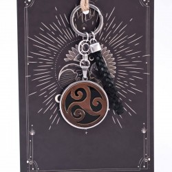 Ανδρικό Μπρελόκ με Στοιχείο Πλέξιγκλας Triskelion Χειροποίητο ανδρικό μπρελόκ με στοιχείο Triskelion πλέξιγκλας