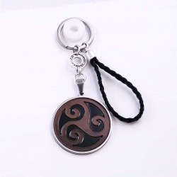 Ανδρικό Μπρελόκ με Στοιχείο Πλέξιγκλας Triskelion Χειροποίητο ανδρικό μπρελόκ με στοιχείο Triskelion πλέξιγκλας