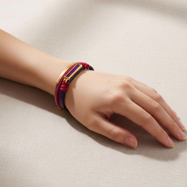 Leather Bracelet with Enamelled Polished Part Leather bracelet with metal details in gold-plating