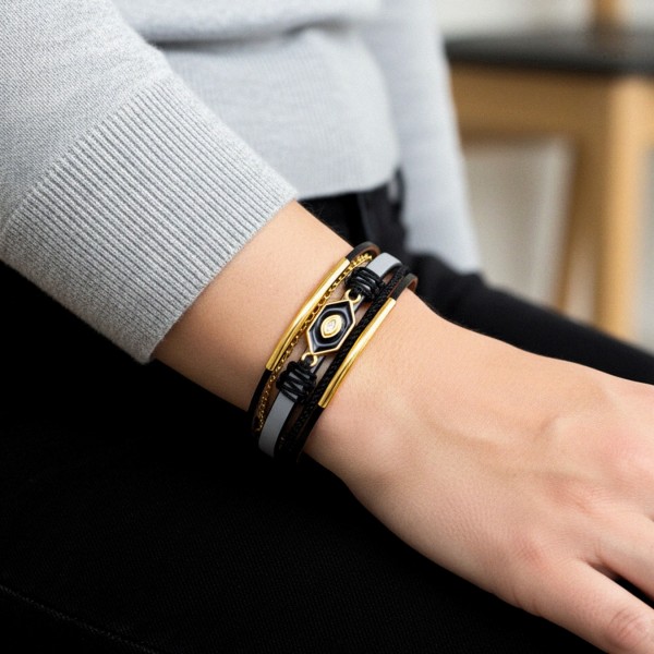Leather Bracelet with Enamelled Polished Part Leather bracelet with metal details in gold-plating