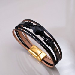 Leather Bracelet with Swarovski Crystal Leather bracelet in gold-plating with Swarovski crystal