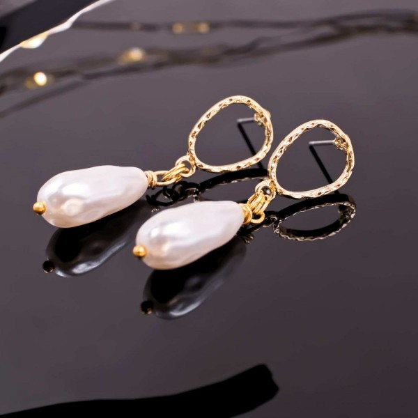 Gold-Plated Dangle Earrings - Fresh Water Pearls Dangle Earrings with 24K gold plating and Fresh Water Pearls
