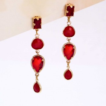 Crystal Collection: Σκουλαρίκια με Σειρά από Κρύσταλλα Crystal Collection: Σκουλαρίκια με Σειρά από Κρύσταλλα