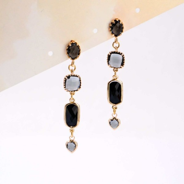 Κρεμαστά σκουλαρίκια με επίχρυση επιμετάλλωση και κρύσταλλα