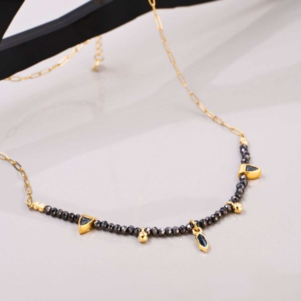 Handmade Necklace with Crystals and Enamel Handmade short necklace with crystals and enamel in 24K gold-plating