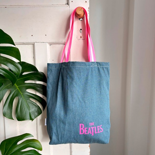 Τσάντα Tote από ανθεκτικό τζιν All you need is Love