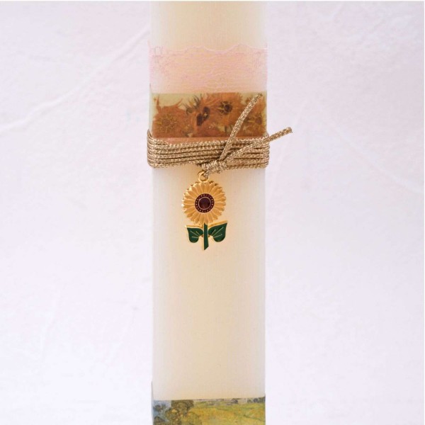 Set of 2 Handmade Easter Candles for Women with Enamelled Flower Set of 2 Handmade Easter Candles for Women with Enamelled Flower
