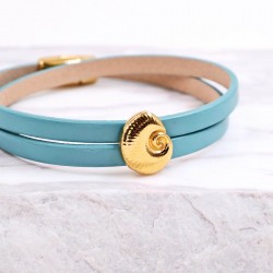 Double-wrapped Leather Bracelet | Golden Sea Shell Leather bracelet with gold-plated metal sea shell and magnetic clasp