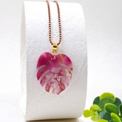 Μακρύ Κολιέ Toolittle - Resin Leaf Fuchsia Xειροποίητo κολιέ με πλέξιγκλας φύλλο και επίχρυσα στοιχεία