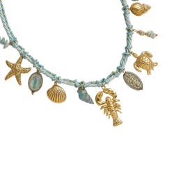 Κολιέ Ανοξείδωτο Ατσάλι & Θαλασσινά Charms Καλοκαιρινό κολιέ από επιχρυσωμένο ανοξείδωτο ατσάλι και κορδόνι Satine