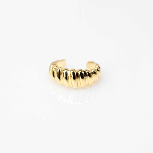 Ear Cuff από Ανοξείδωτο Ατσάλι με Ανάγλυφο Σχέδιο Ear Cuff με Ανάγλυφο Σχέδιο από Ανοξείδωτο Ατσάλι με Επίχρυση Επιμετάλλωση 24Κ